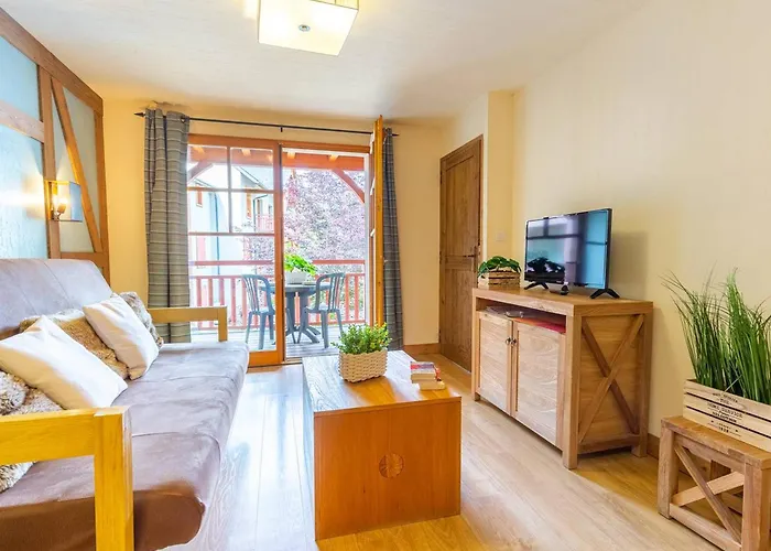 Appartement Centre-ville Avec Piscine Et Wifi Inclus, Parking Sécurisé - Fr-1-296-298 *